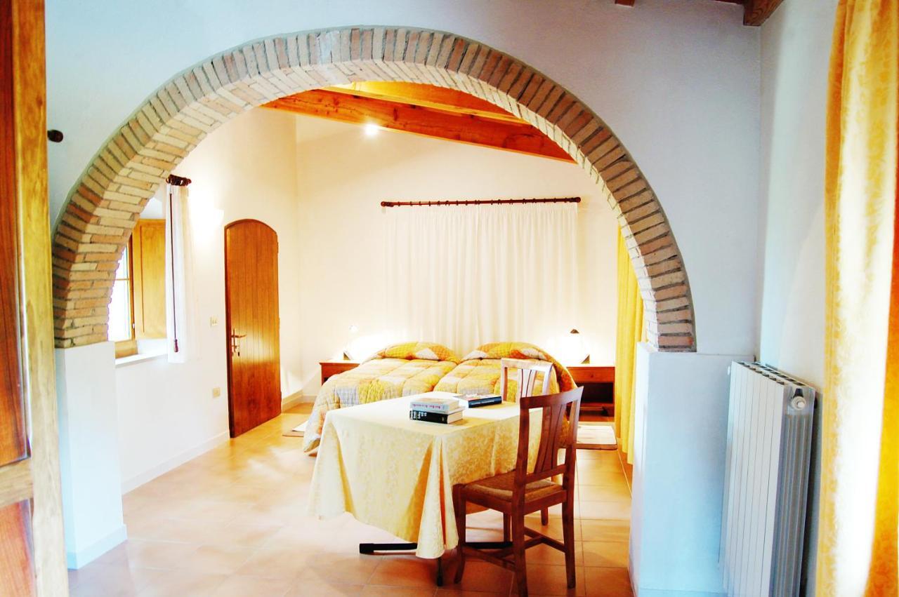 Le Valli Aparthotel Pomarance Quarto foto